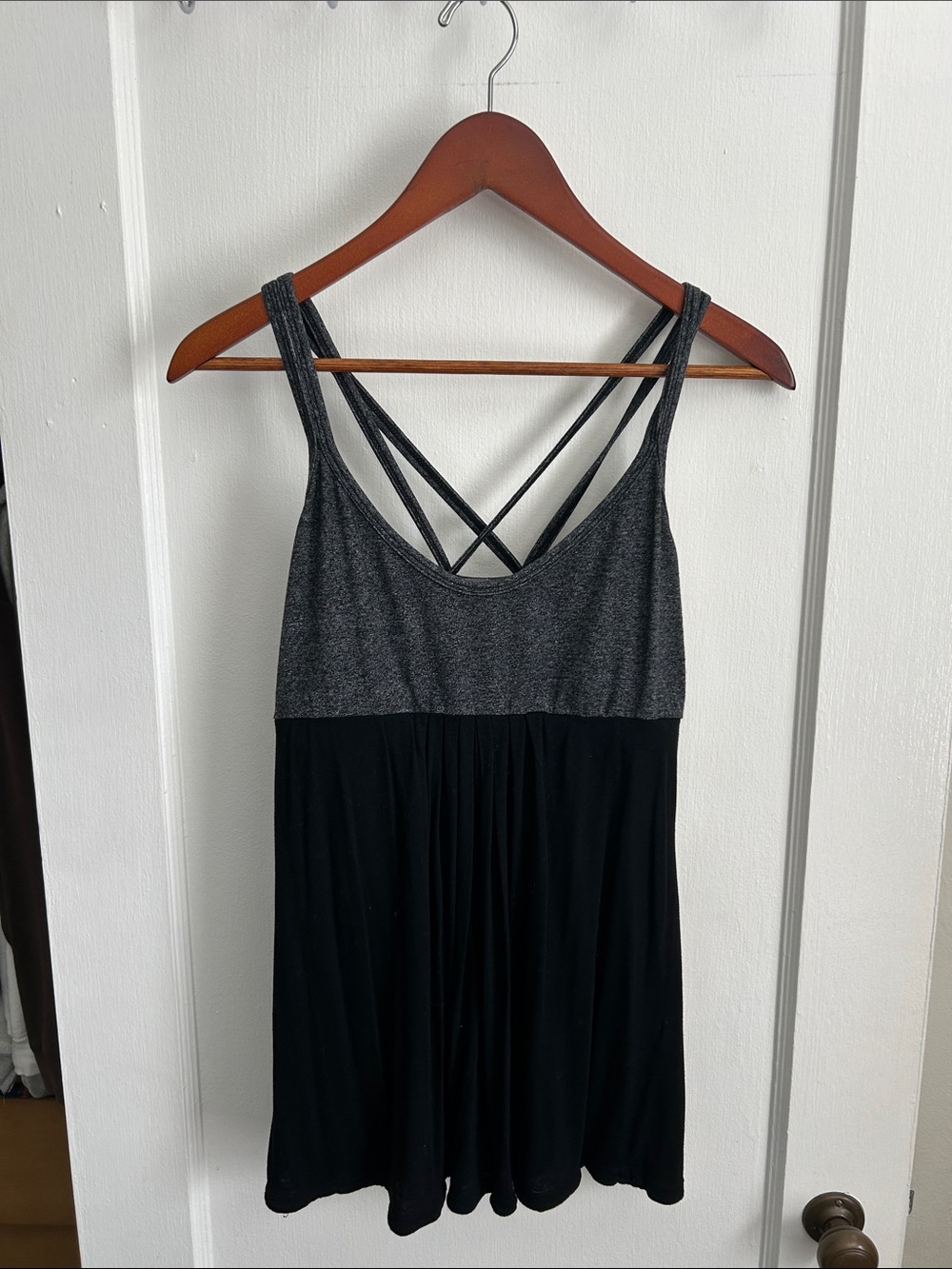 Women's Two-Tone Strappy Top - Black & Charcoal